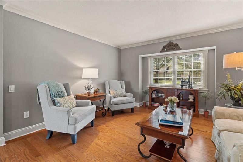 Recently Sold: $1,000,000 (4 beds, 2 baths, 2510 Square Feet)