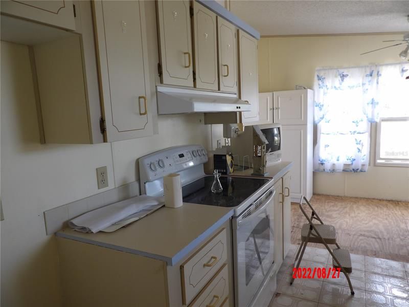 Recently Sold: $85,000 (2 beds, 2 baths, 1364 Square Feet)