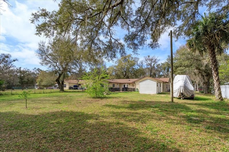 Recently Sold: $325,000 (4 beds, 3 baths, 2319 Square Feet)