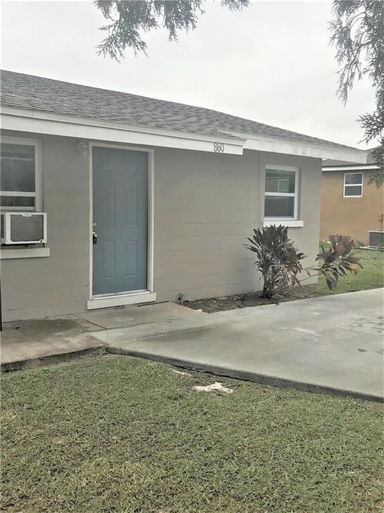 Recently Rented: $900 (2 beds, 1 baths, 650 Square Feet)