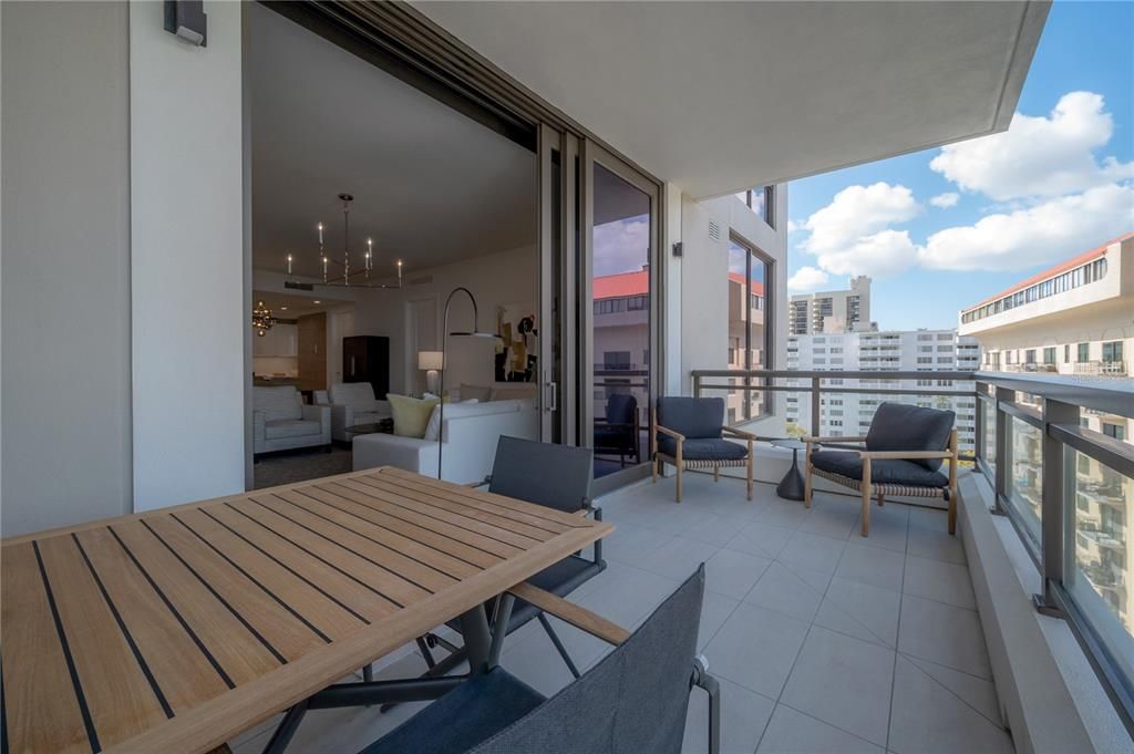 Active With Contract: $9,500 (2 beds, 3 baths, 2068 Square Feet)