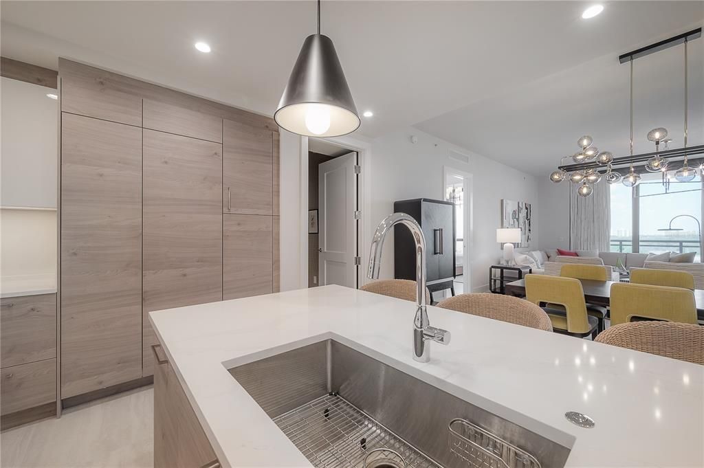 Active With Contract: $9,500 (2 beds, 3 baths, 2068 Square Feet)