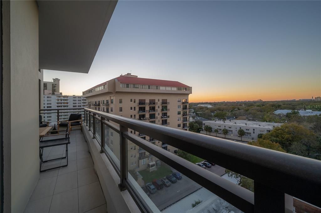Active With Contract: $9,500 (2 beds, 3 baths, 2068 Square Feet)
