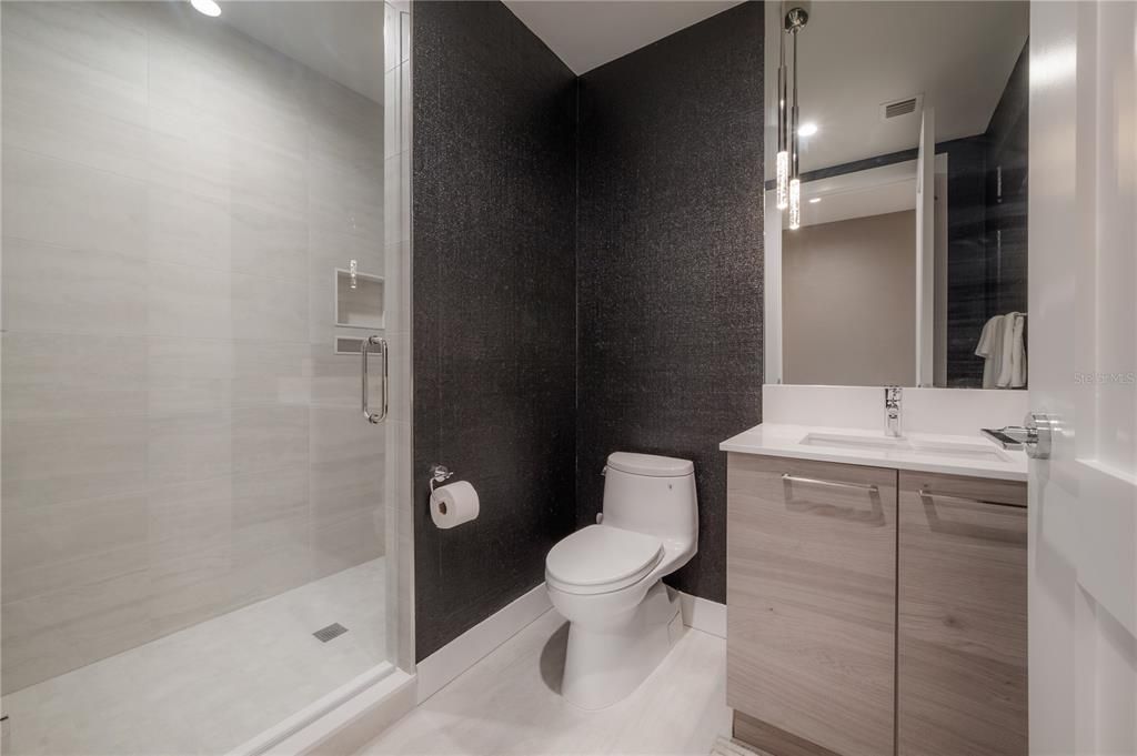 Active With Contract: $9,500 (2 beds, 3 baths, 2068 Square Feet)