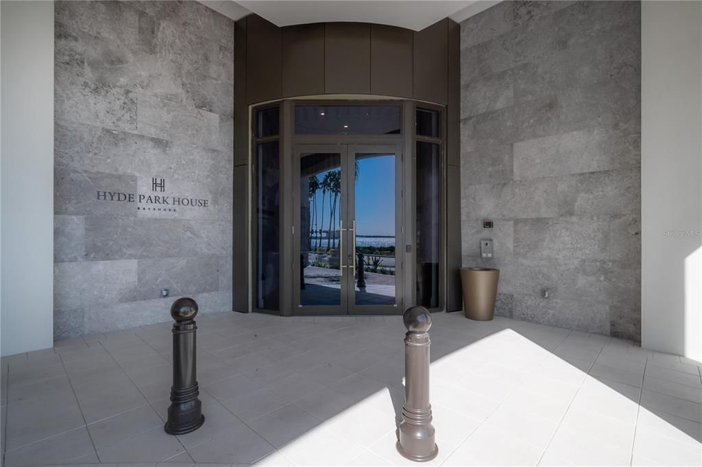 Active With Contract: $9,500 (2 beds, 3 baths, 2068 Square Feet)