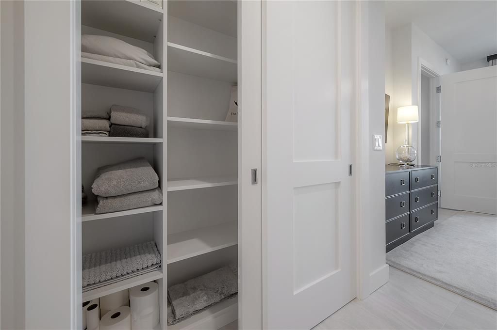 Active With Contract: $9,500 (2 beds, 3 baths, 2068 Square Feet)