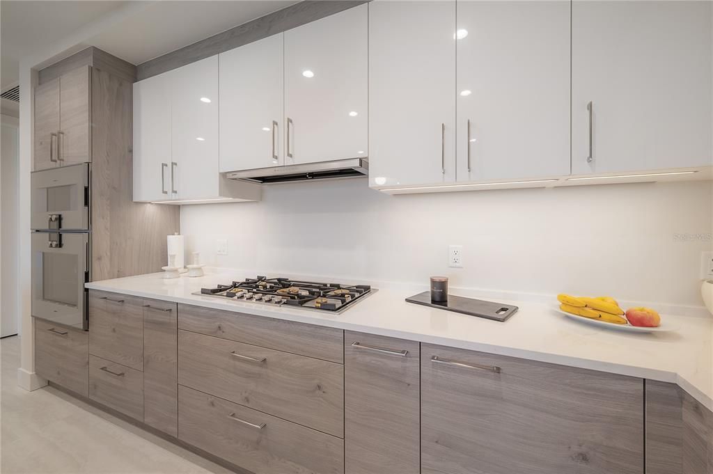 Active With Contract: $9,500 (2 beds, 3 baths, 2068 Square Feet)