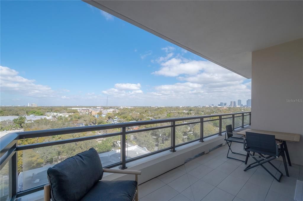 Active With Contract: $9,500 (2 beds, 3 baths, 2068 Square Feet)