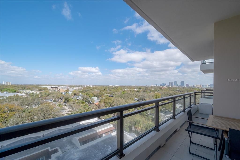 Active With Contract: $9,500 (2 beds, 3 baths, 2068 Square Feet)