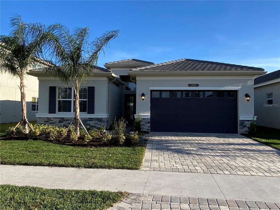 Recently Sold: $677,234 (3 beds, 3 baths, 2492 Square Feet)