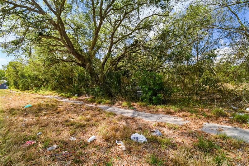 Recently Sold: $610,000 (5.58 acres)