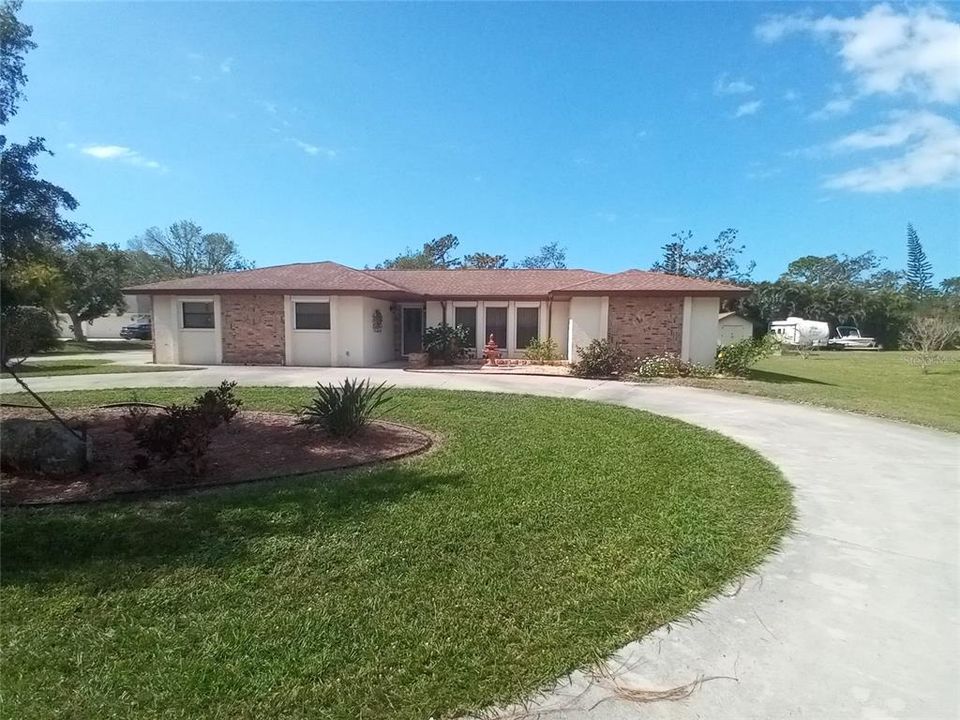 最近租的: $2,750 (3 贝兹, 2 浴室, 2275 平方英尺)