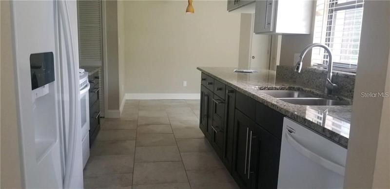 Recently Rented: $2,095 (3 beds, 2 baths, 1497 Square Feet)