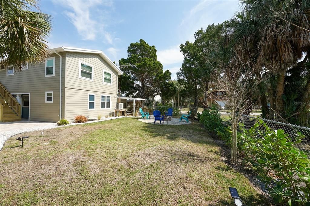 For Sale: $699,000 (3 beds, 2 baths, 1430 Square Feet)