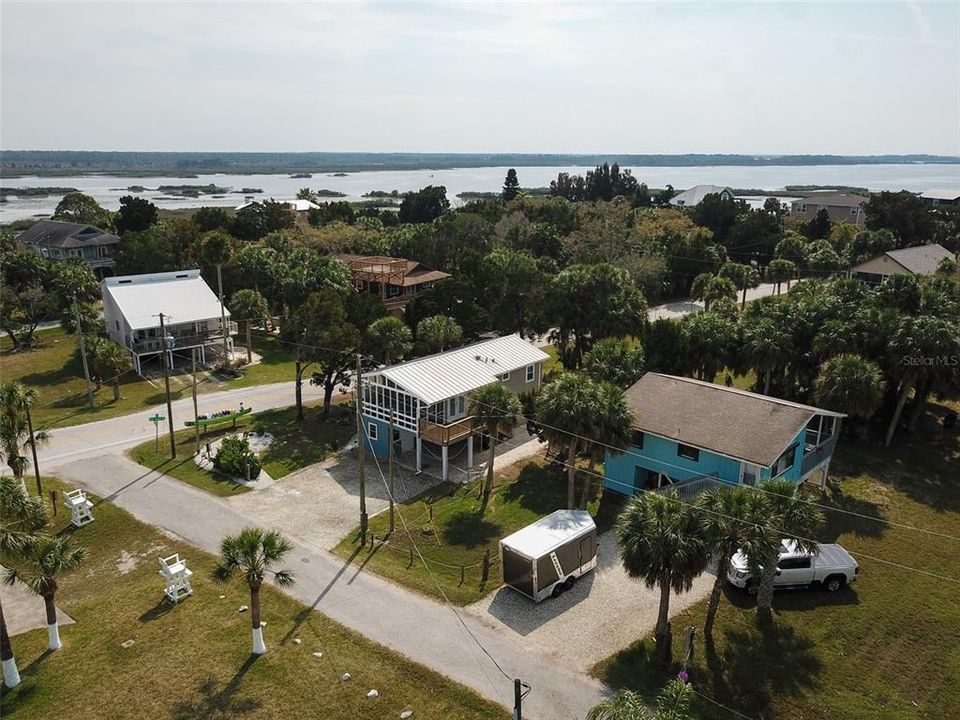 For Sale: $699,000 (3 beds, 2 baths, 1430 Square Feet)