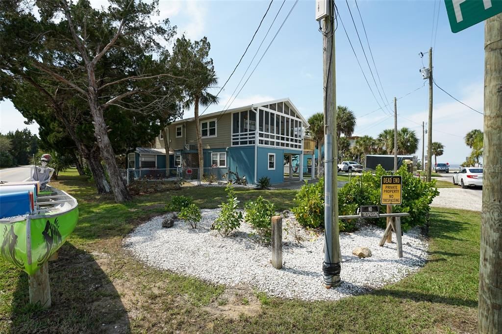 For Sale: $699,000 (3 beds, 2 baths, 1430 Square Feet)