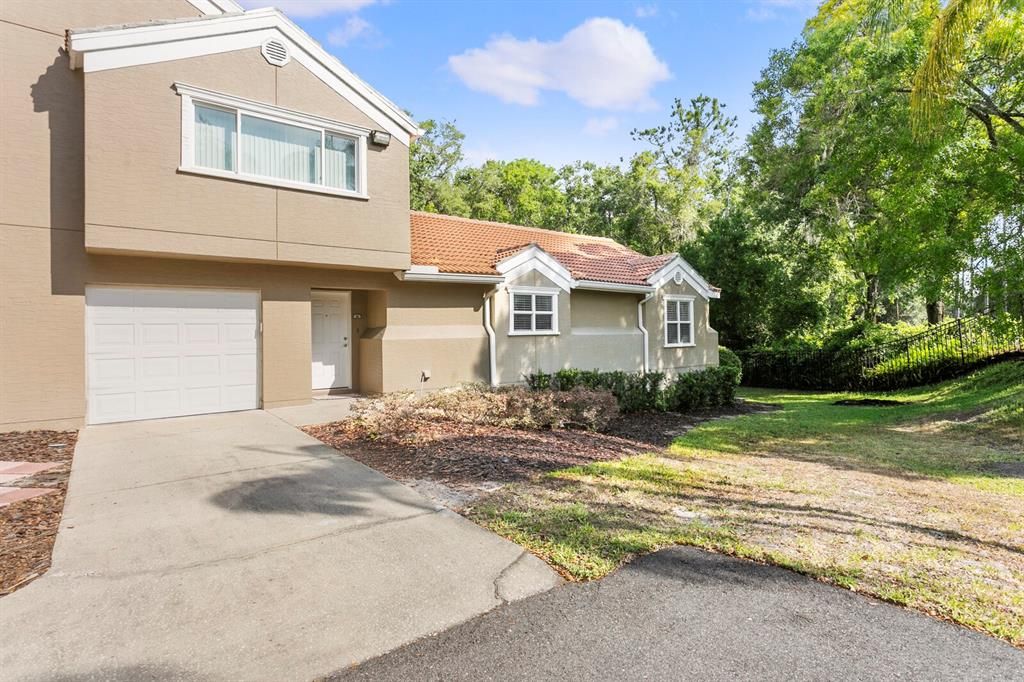 15215 Amberly Dr #101. Ground Floor, 1 Level.