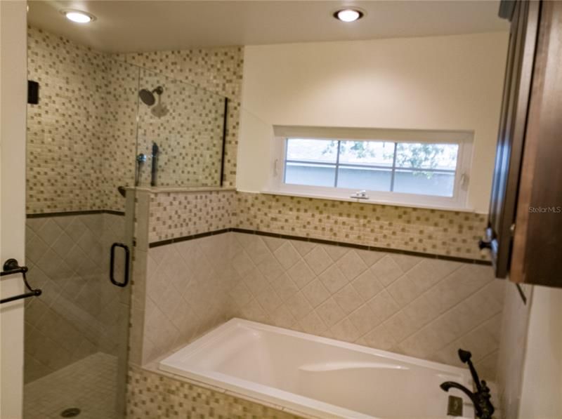 Недавно арендовано: $3,500 (4 спален, 3 ванн, 1842 Квадратных фут)