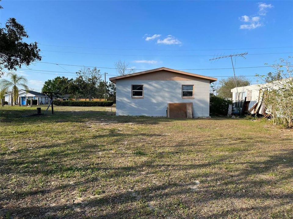 Recently Sold: $78,000 (3 beds, 1 baths, 816 Square Feet)