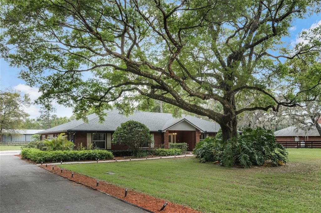 Recently Sold: $755,000 (4 beds, 3 baths, 3224 Square Feet)