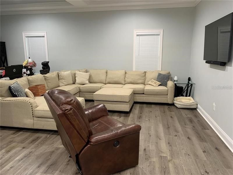 Recently Sold: $1,300,000 (3 beds, 3 baths, 3192 Square Feet)