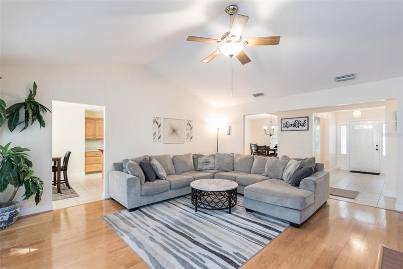 Recently Sold: $339,000 (3 beds, 2 baths, 2051 Square Feet)