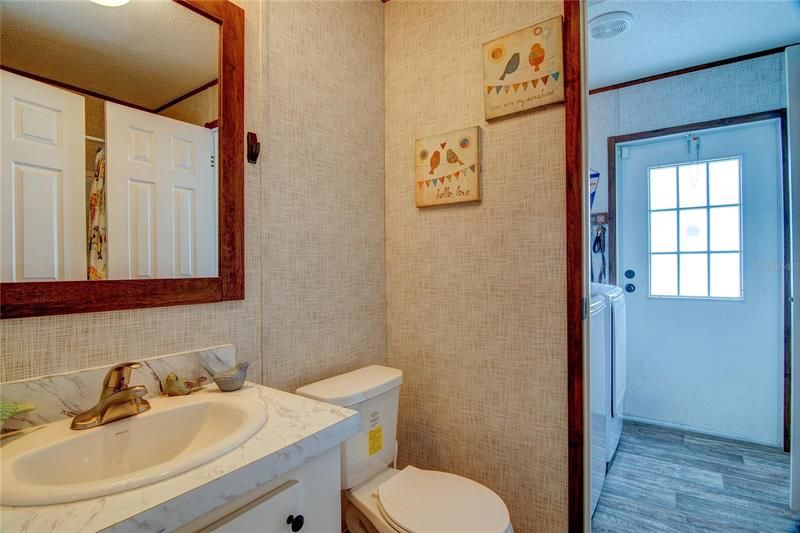 最近售出: $170,000 (3 贝兹, 2 浴室, 1140 平方英尺)