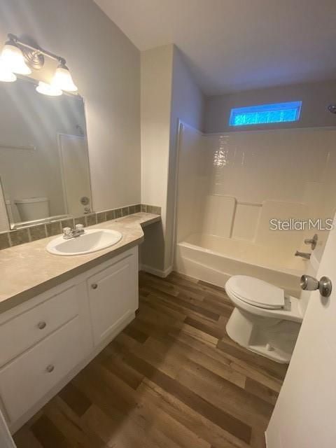 Recently Rented: $1,550 (2 beds, 2 baths, 1302 Square Feet)