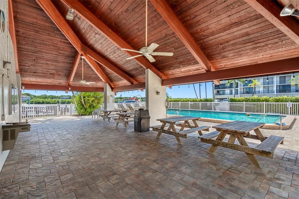 For Rent: $6,000 (2 beds, 2 baths, 1265 Square Feet)