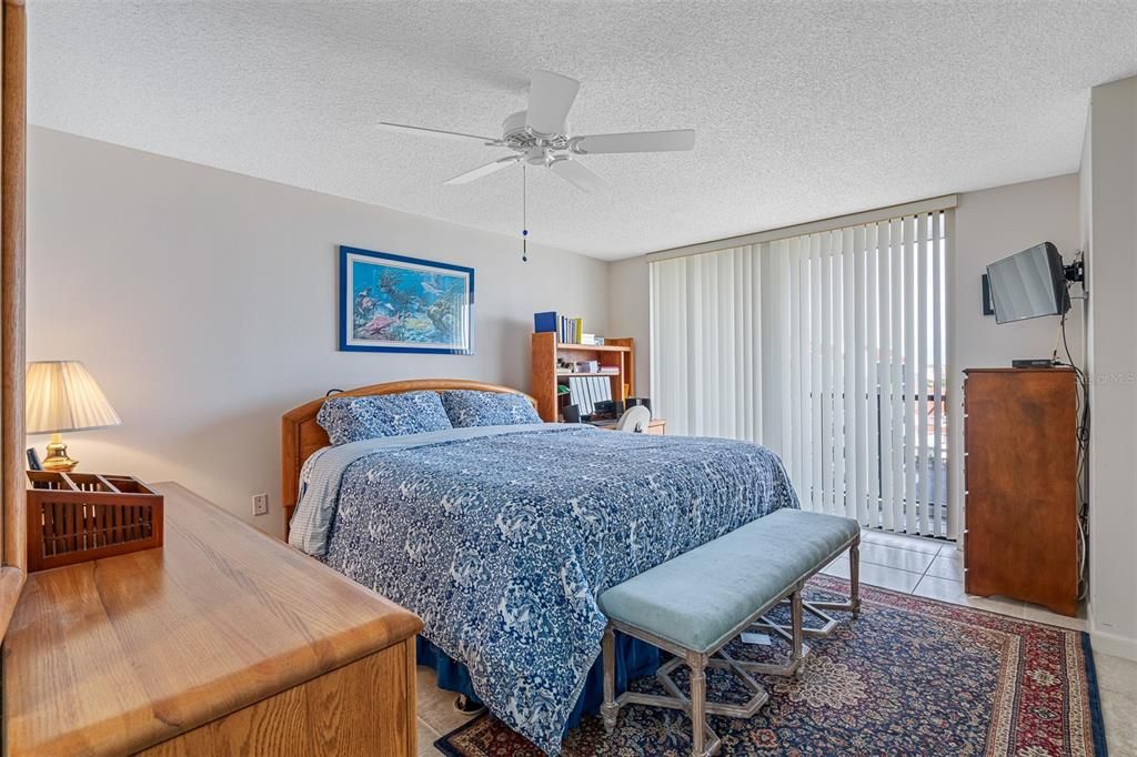 For Rent: $6,000 (2 beds, 2 baths, 1265 Square Feet)