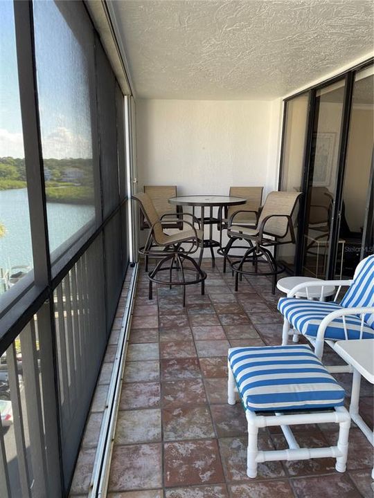 For Rent: $6,000 (2 beds, 2 baths, 1265 Square Feet)