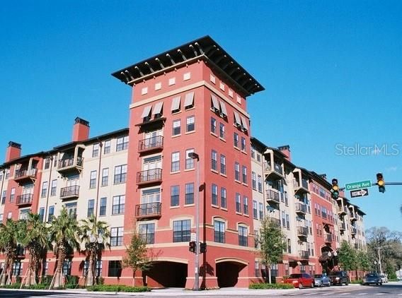 Recently Rented: $1,450 (1 beds, 1 baths, 763 Square Feet)