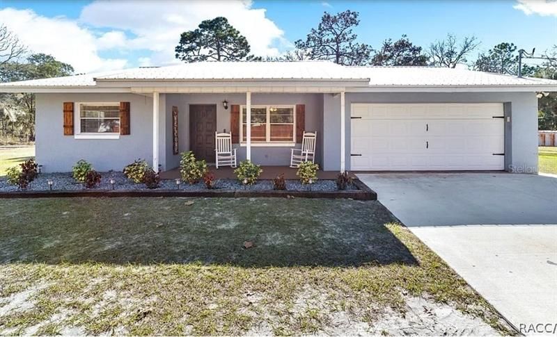 Recently Sold: $324,900 (3 beds, 2 baths, 1377 Square Feet)