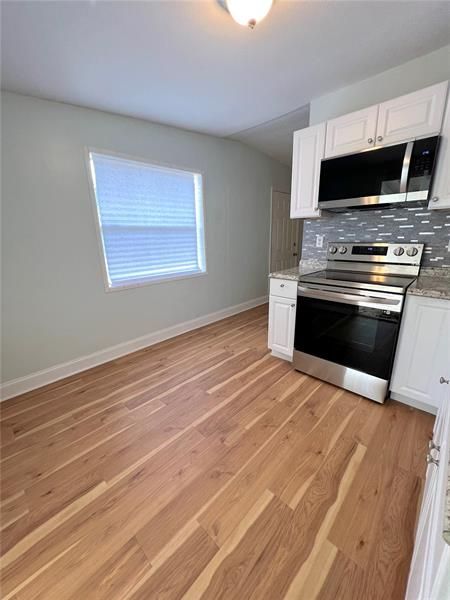 Recently Sold: $147,000 (2 beds, 1 baths, 896 Square Feet)