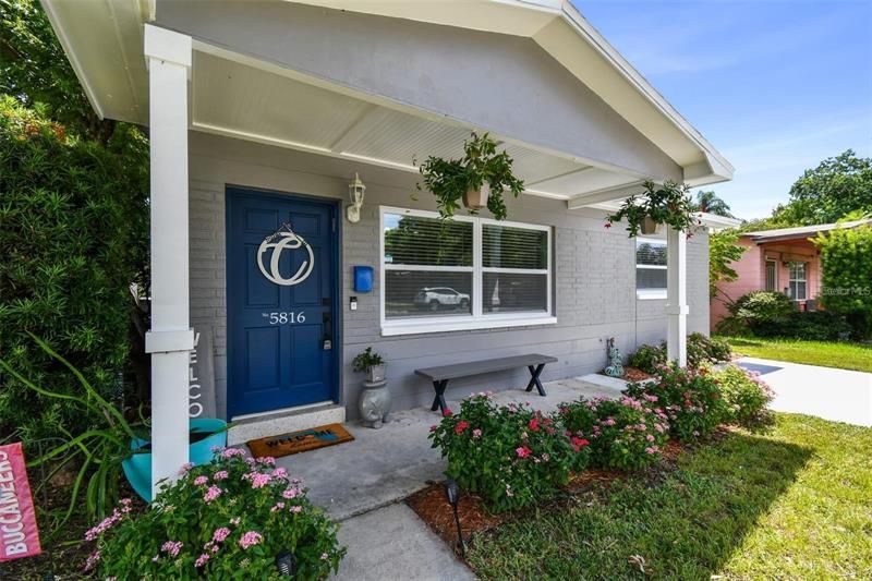 Recently Sold: $385,000 (3 beds, 1 baths, 1124 Square Feet)