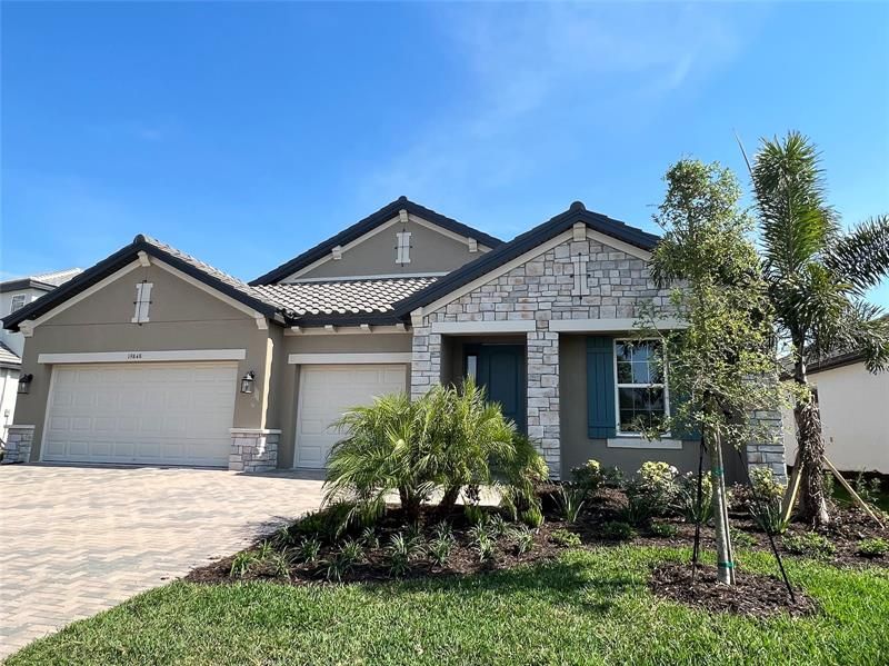 Recently Sold: $553,446 (4 beds, 3 baths, 2309 Square Feet)