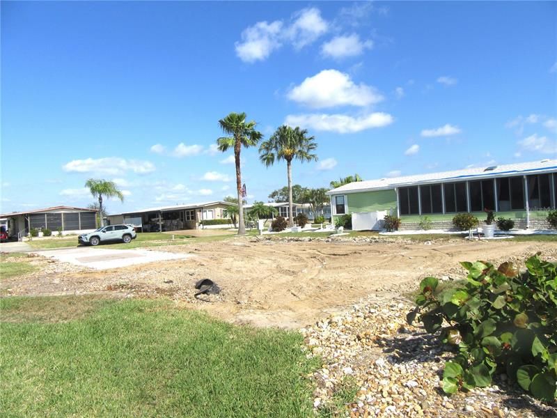 Activo con contrato: $59,900 (0.11 acres)