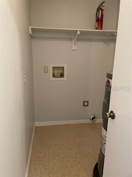 Recently Rented: $1,200 (1 beds, 1 baths, 733 Square Feet)