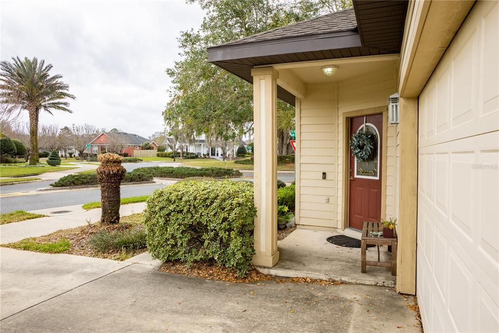 Recently Sold: $399,999 (3 beds, 2 baths, 1994 Square Feet)