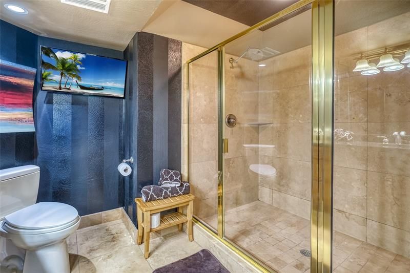最近售出: $875,000 (2 贝兹, 2 浴室, 1387 平方英尺)