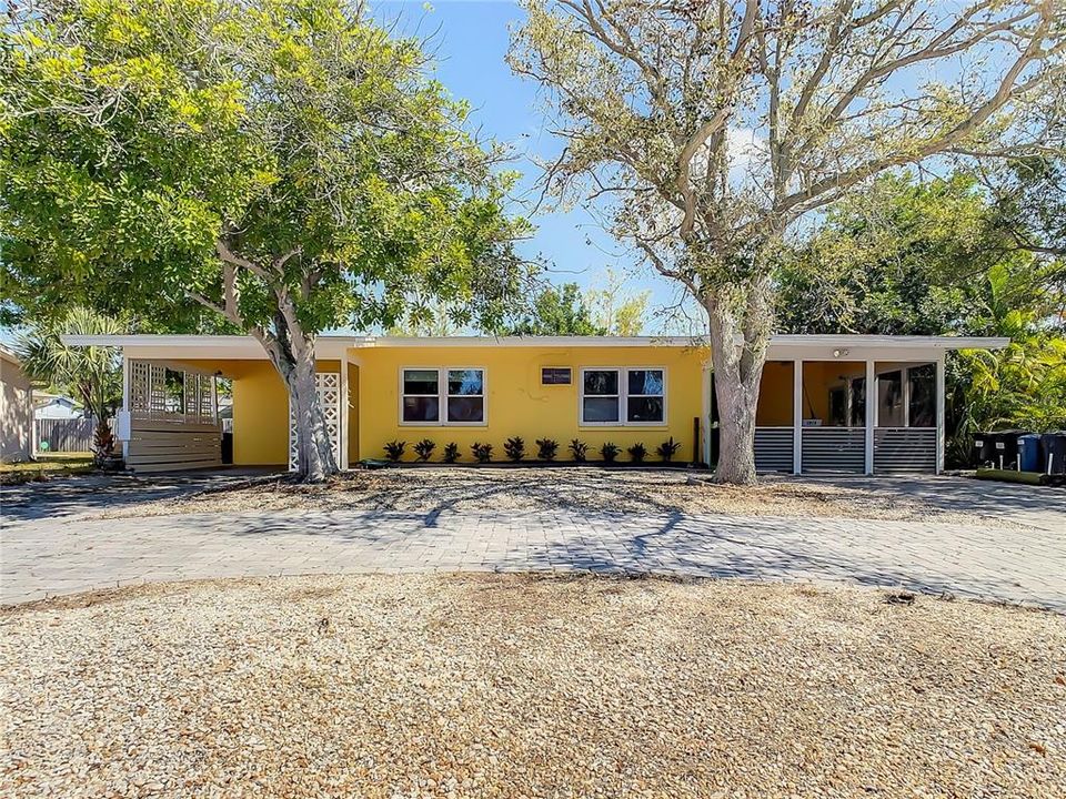 Recently Sold: $500,000 (0 beds, 0 baths, 1652 Square Feet)