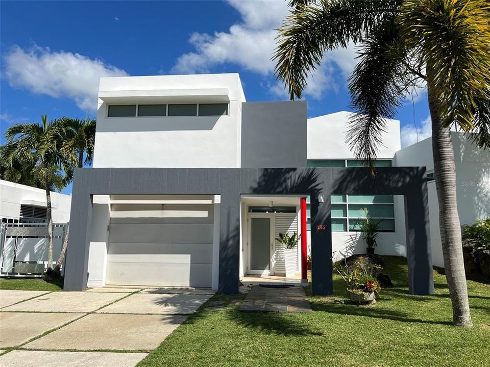 Vendido Recientemente: $489,000 (4 camas, 2 baños, 2113 Pies cuadrados)