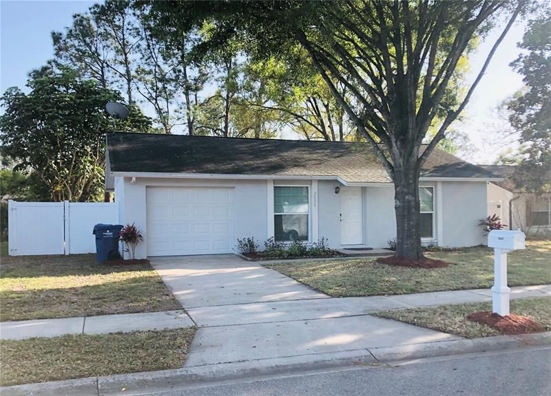 Recently Sold: $199,900 (2 beds, 1 baths, 750 Square Feet)