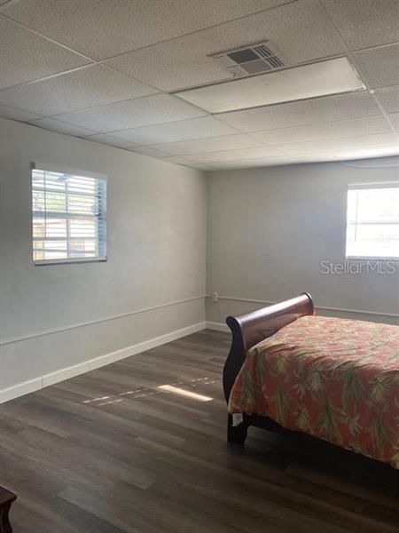 Recently Rented: $1,995 (3 beds, 3 baths, 2200 Square Feet)