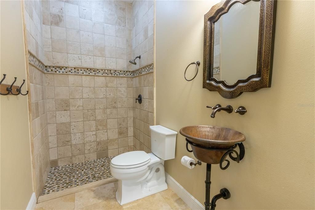 最近售出: $875,000 (4 贝兹, 4 浴室, 3021 平方英尺)