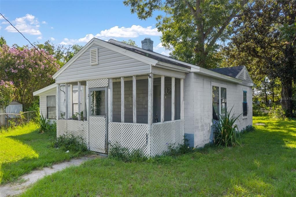 Recently Sold: $74,950 (3 beds, 1 baths, 926 Square Feet)