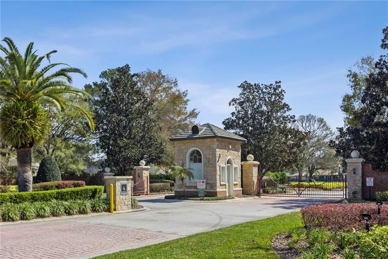 Recently Sold: $1,200,000 (4 beds, 4 baths, 4817 Square Feet)