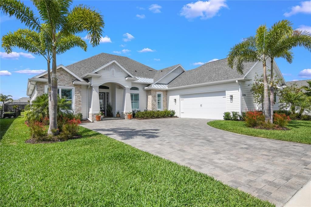 Recently Sold: $1,095,000 (4 beds, 3 baths, 2706 Square Feet)