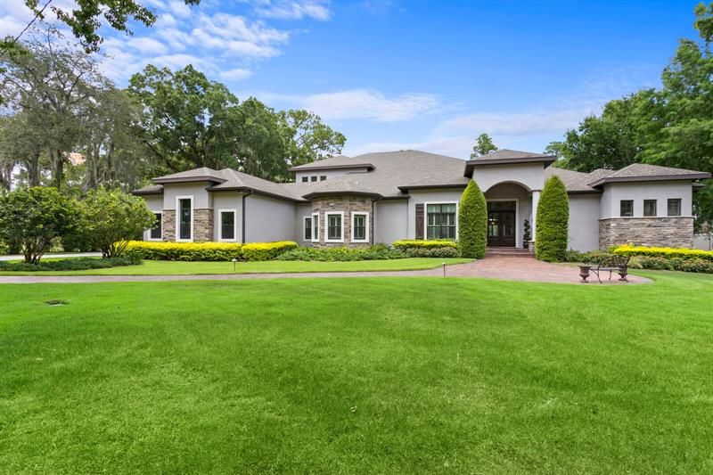 Recently Sold: $3,150,000 (5 beds, 5 baths, 5335 Square Feet)