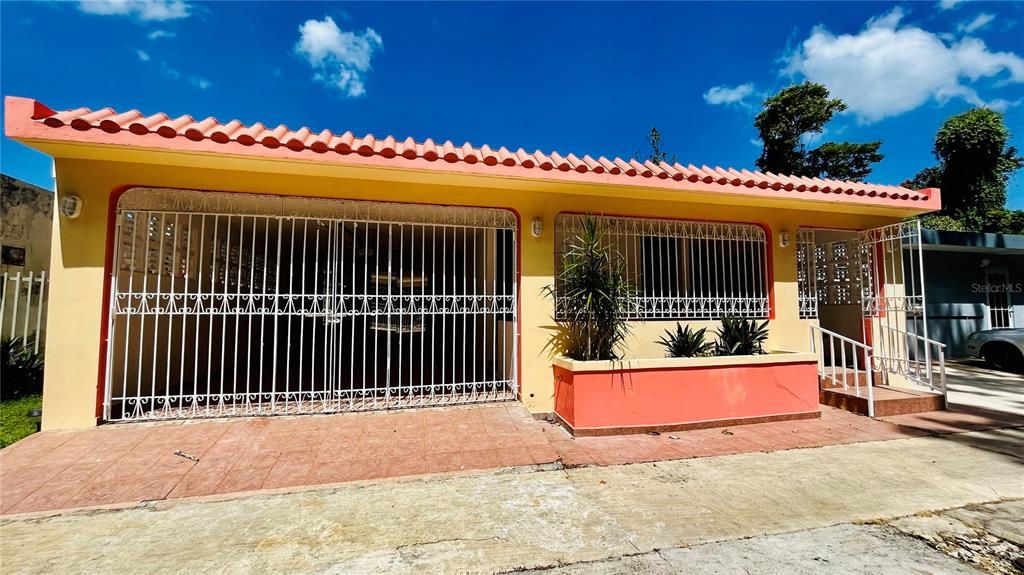 Vendido Recientemente: $155,000 (3 camas, 2 baños, 1000 Pies cuadrados)